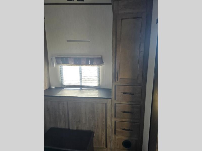Pre-Owned 2022 Forest River RV Sabre 37FLH - photo - 22