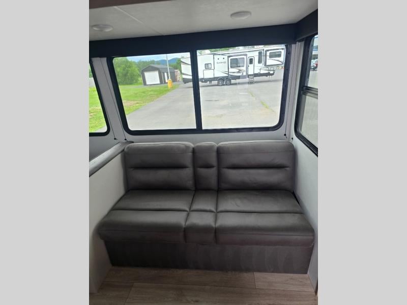 New 2027 Jayco Jay Feather SL 26BHSL - photo - 12