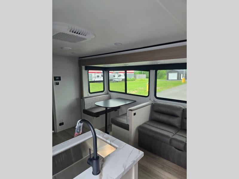 New 2027 Jayco Jay Feather SL 26BHSL - photo - 11