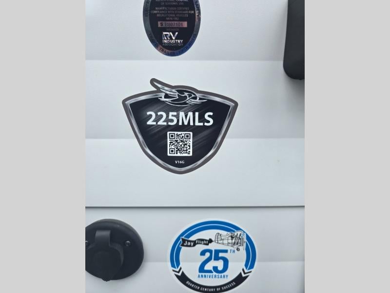 New 2027 Jayco Jay Flight 225MLS - photo - 3