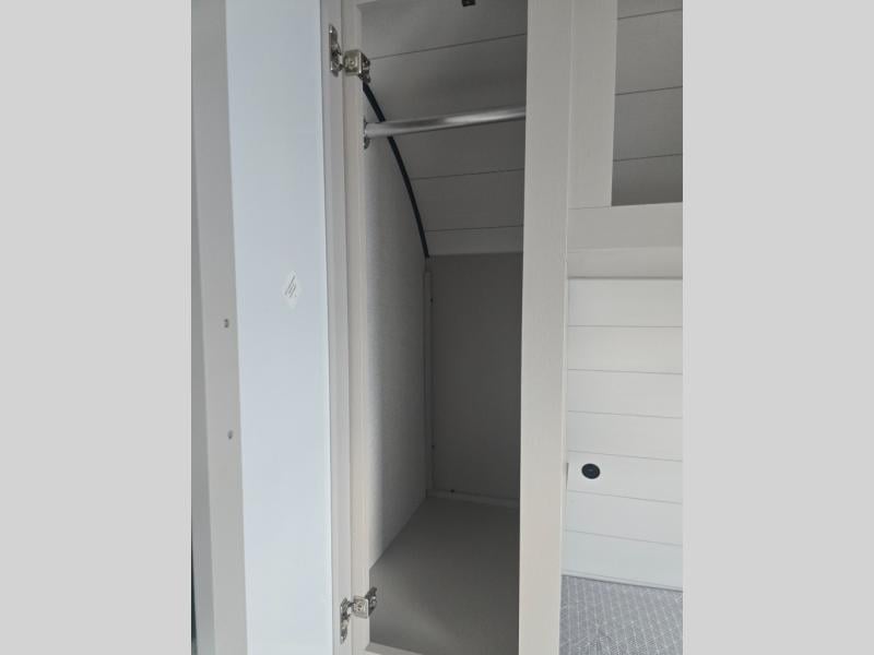 New 2027 Jayco Jay Flight 225MLS - photo - 44