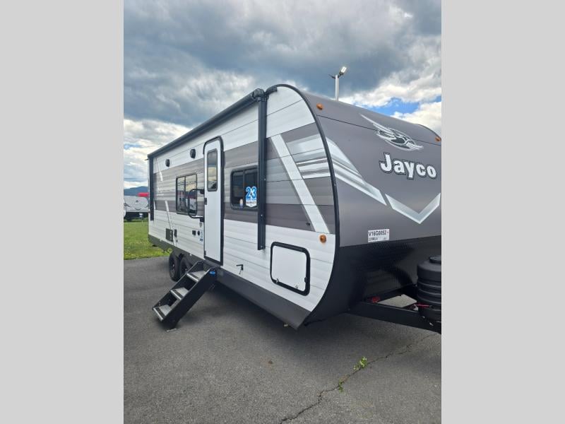 New 2027 Jayco Jay Flight 225MLS - photo - 0