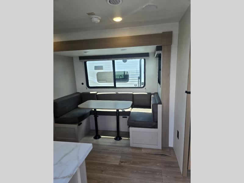 New 2027 Jayco Jay Flight 245BHS - photo - 13