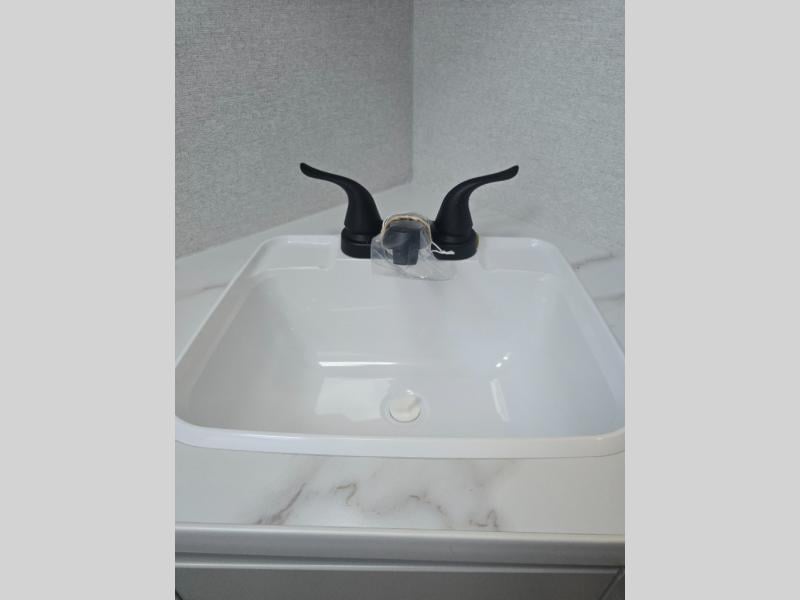 New 2027 Jayco Jay Flight 245BHS - photo - 36