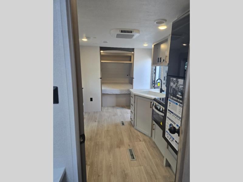 New 2027 Jayco Jay Flight 245BHS - photo - 38