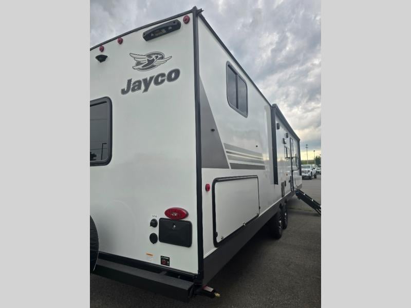New 2027 Jayco Jay Flight 325BHT - photo - 4