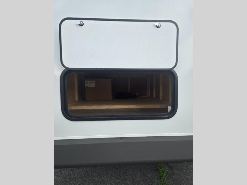 New 2027 Jayco Jay Flight 325BHT - photo - 8