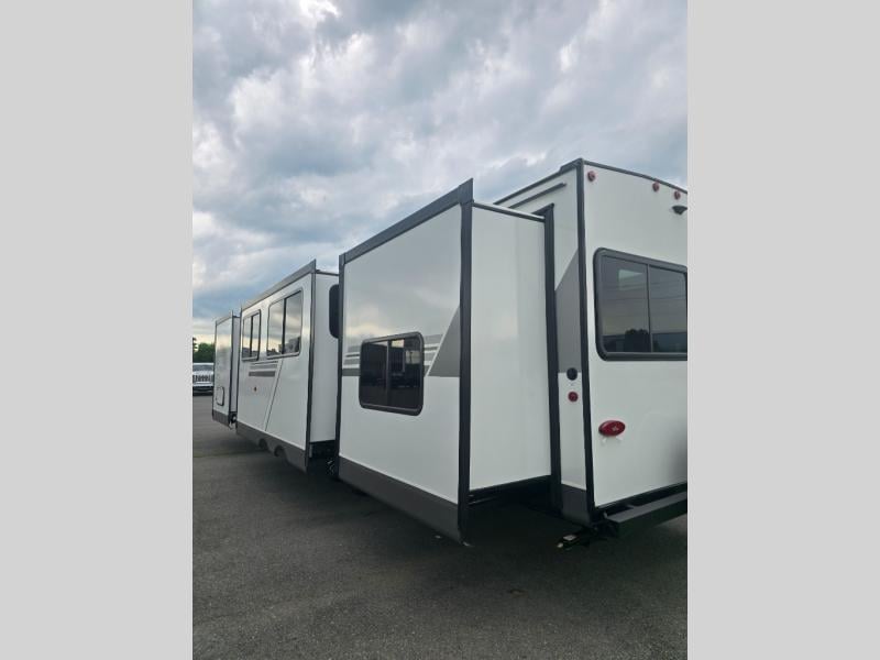 New 2027 Jayco Jay Flight 325BHT - photo - 7
