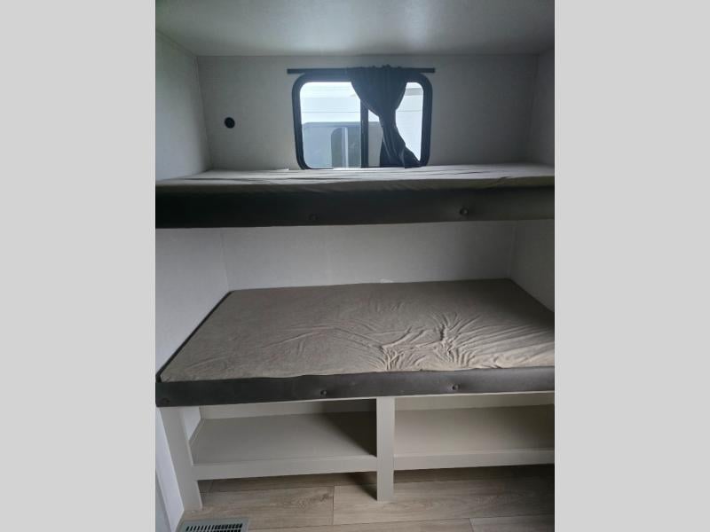 New 2027 Jayco Jay Flight 325BHT - photo - 41