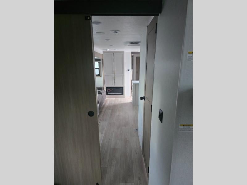 New 2027 Jayco Jay Flight 325BHT - photo - 42