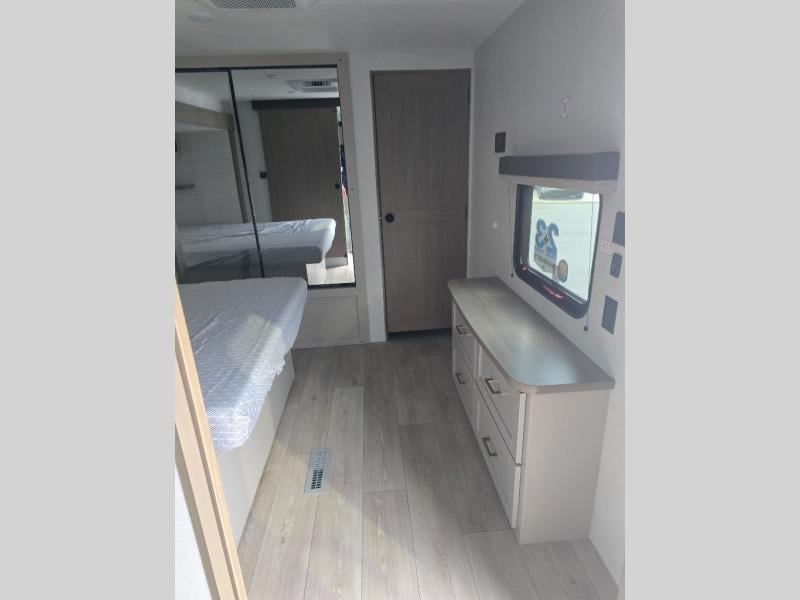New 2027 Jayco Jay Flight 325BHT - photo - 43