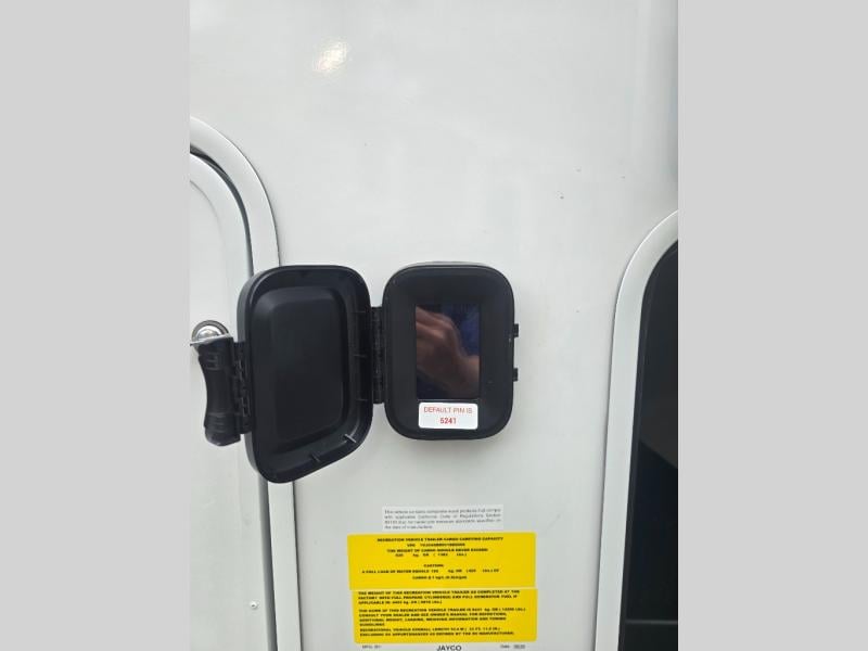 New 2027 Jayco Eagle 29RLC - photo - 11