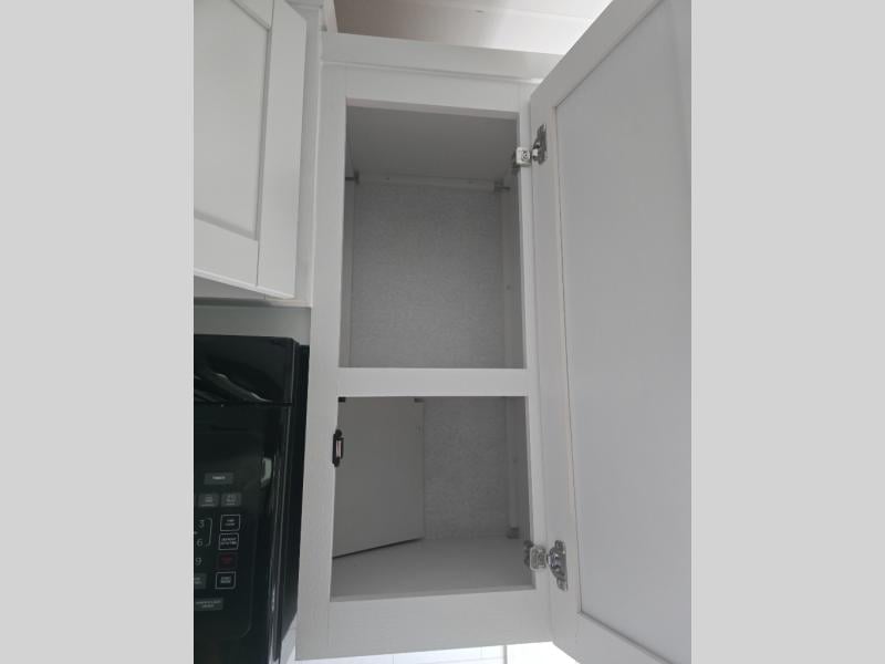 New 2027 Jayco Eagle 29RLC - photo - 25