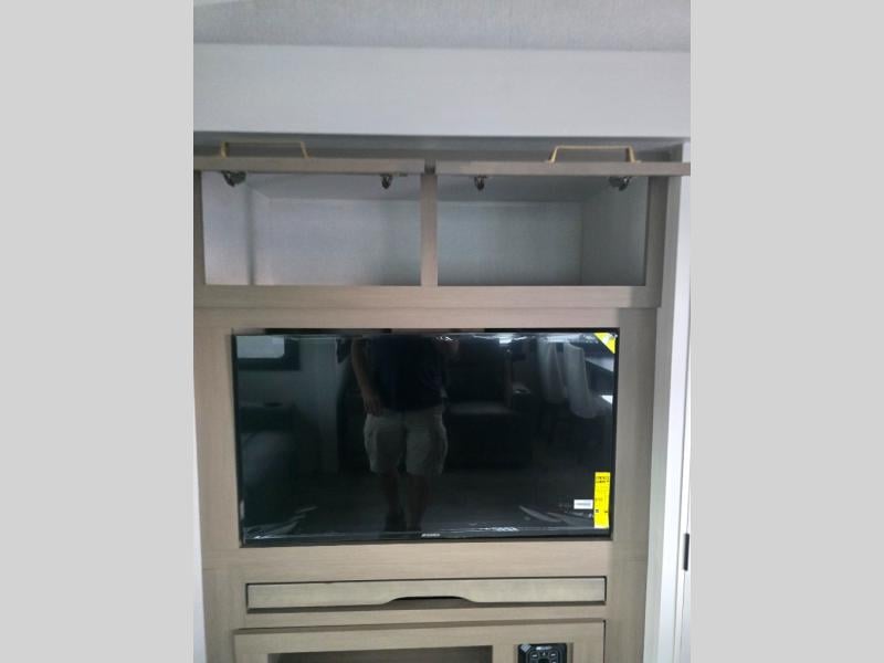 New 2027 Jayco Eagle 29RLC - photo - 44