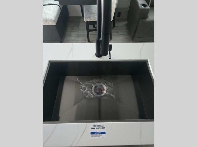 New 2027 Jayco Eagle 29RLC - photo - 40