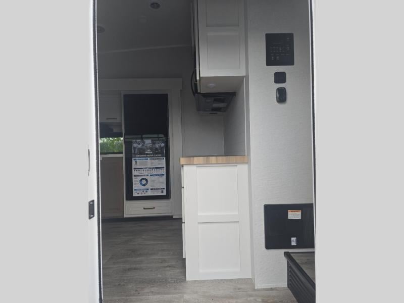 New 2027 Jayco Eagle 29RLC - photo - 14