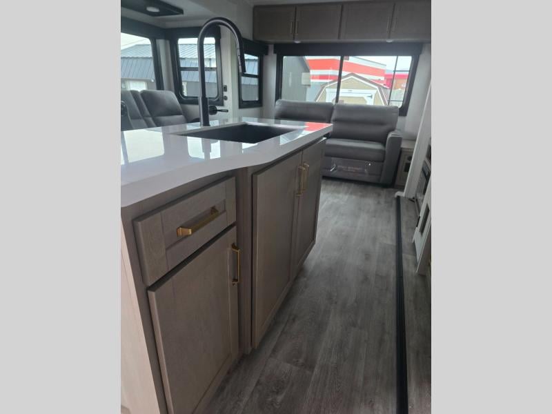 New 2027 Jayco Eagle 29RLC - photo - 36