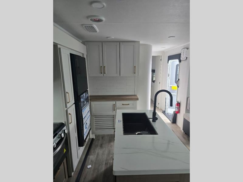 New 2027 Jayco Eagle 312BHOK - photo - 23