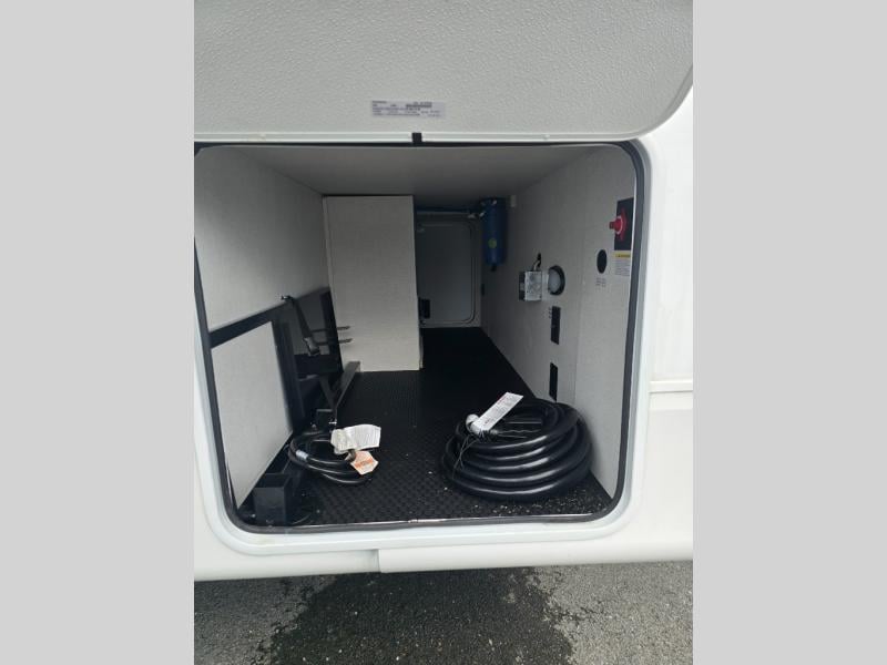 New 2027 Jayco Eagle 312BHOK - photo - 2