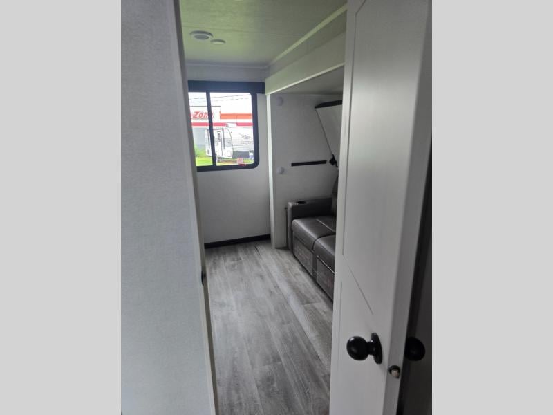 New 2027 Jayco Eagle 312BHOK - photo - 45