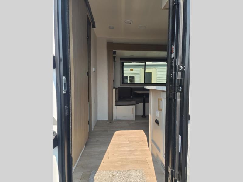 New 2027 Jayco Jay Flight 295TBS - photo - 15