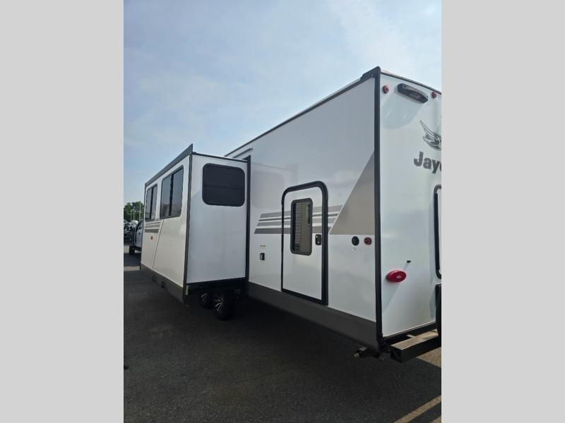 New 2027 Jayco Jay Flight 295TBS - photo - 13