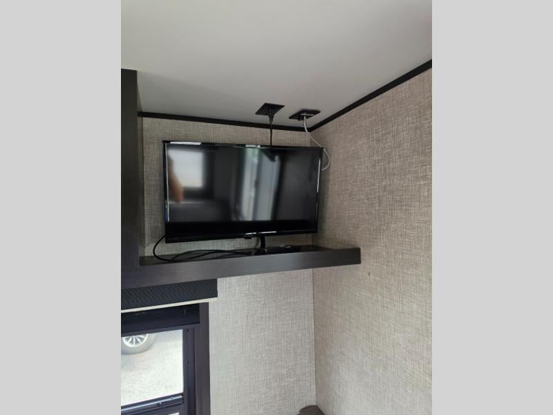 Pre-Owned 2022 Jayco Jay Flight SLX 8 212QB - photo - 27