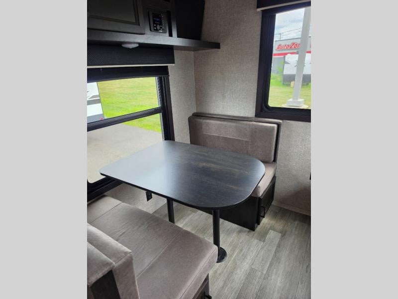 Pre-Owned 2022 Jayco Jay Flight SLX 8 212QB - photo - 25