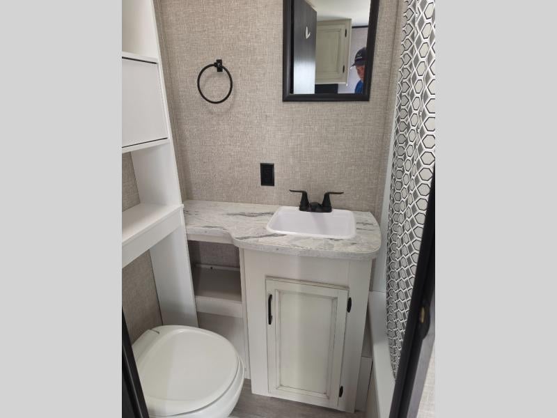Pre-Owned 2022 Jayco Jay Flight SLX 8 212QB - photo - 16