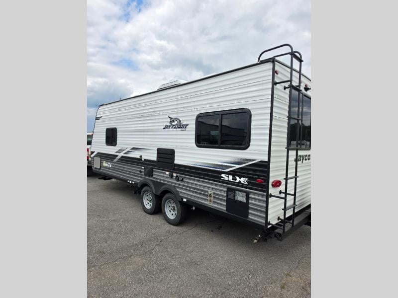Pre-Owned 2022 Jayco Jay Flight SLX 8 212QB - photo - 6