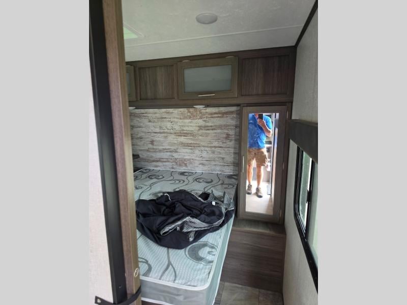 Pre-Owned 2021 Dutchmen RV Kodiak Ultra-Lite 242RBSL - photo - 29