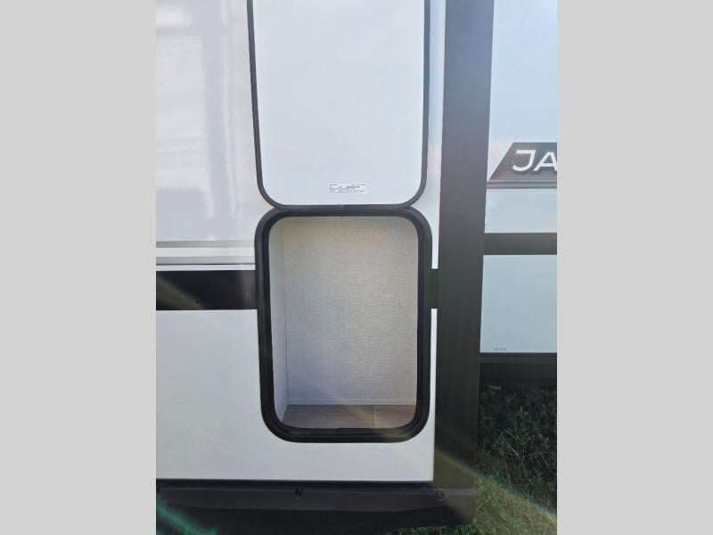 New 2027 Jayco Jay Feather 21MBH - photo - 10