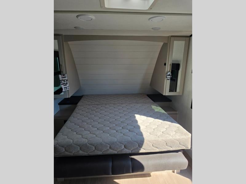 New 2027 Jayco Jay Feather 21MBH - photo - 46