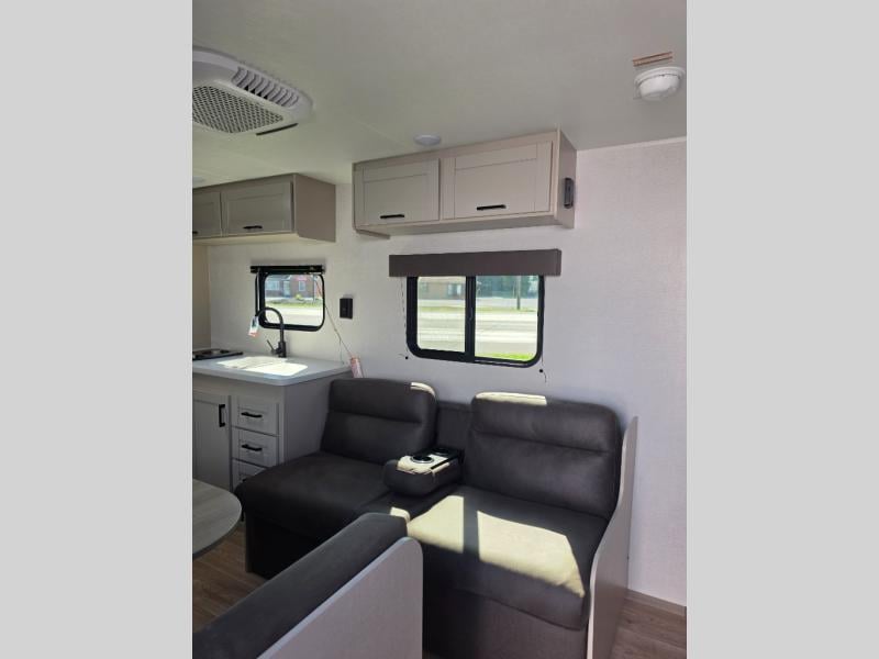 New 2027 Jayco Jay Flight 250BH - photo - 11