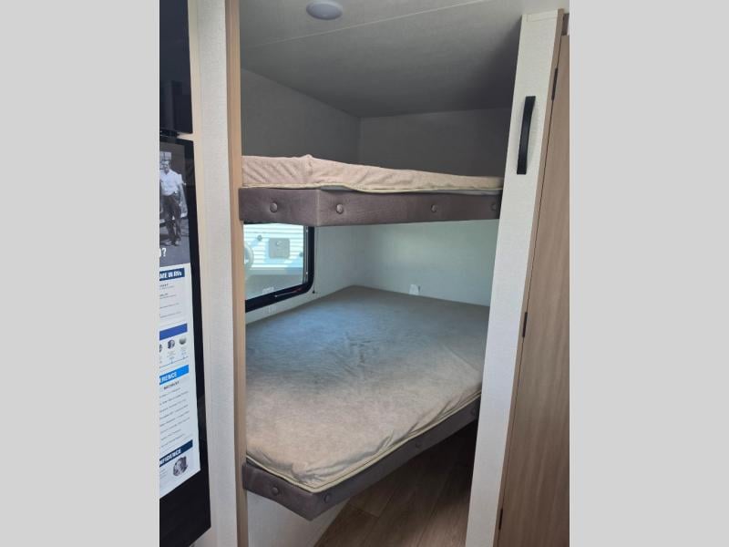New 2027 Jayco Jay Flight 250BH - photo - 20