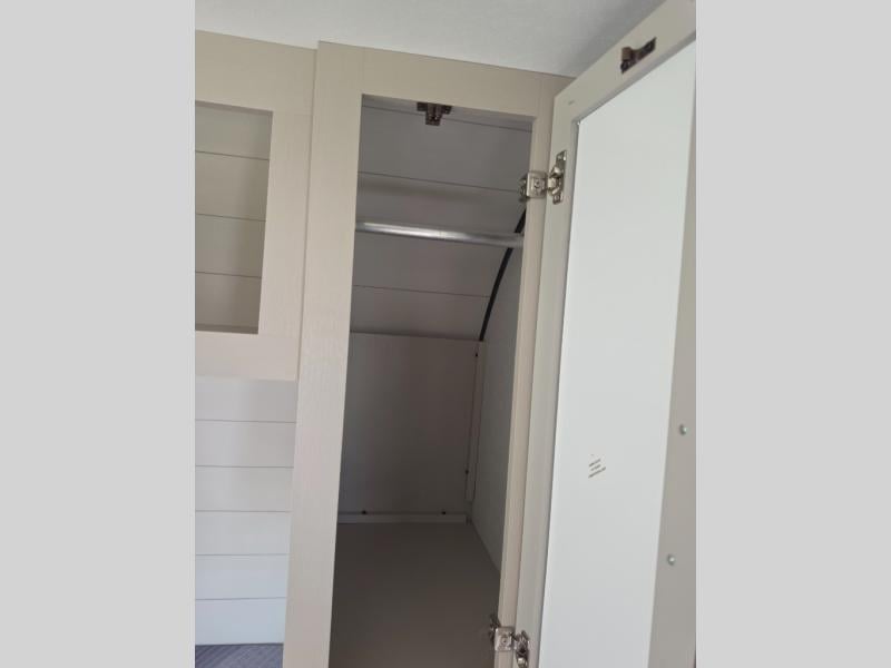New 2027 Jayco Jay Flight 250BH - photo - 40