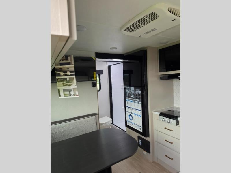 New 2027 Jayco Jay Feather Air 15MRB - photo - 12