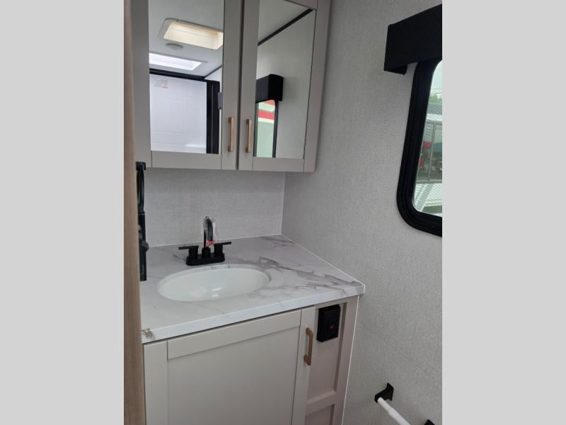 New 2027 Jayco Jay Feather Air 15MRB - photo - 30