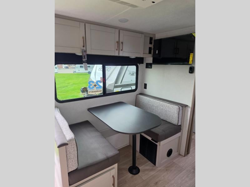 New 2027 Jayco Jay Feather Air 15MRB - photo - 22