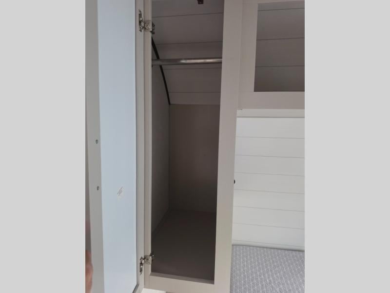 New 2027 Jayco Jay Flight 335BHS - photo - 48