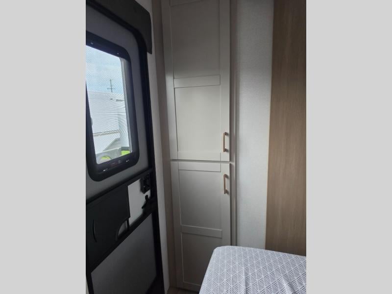 New 2027 Jayco Jay Flight 335BHS - photo - 57
