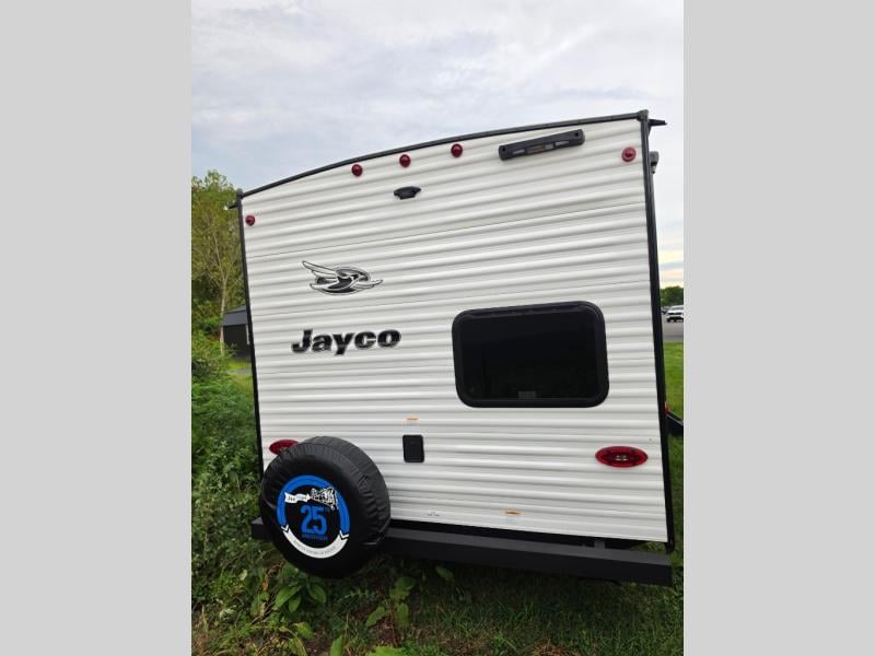 New 2027 Jayco Jay Flight 197MB - photo - 6
