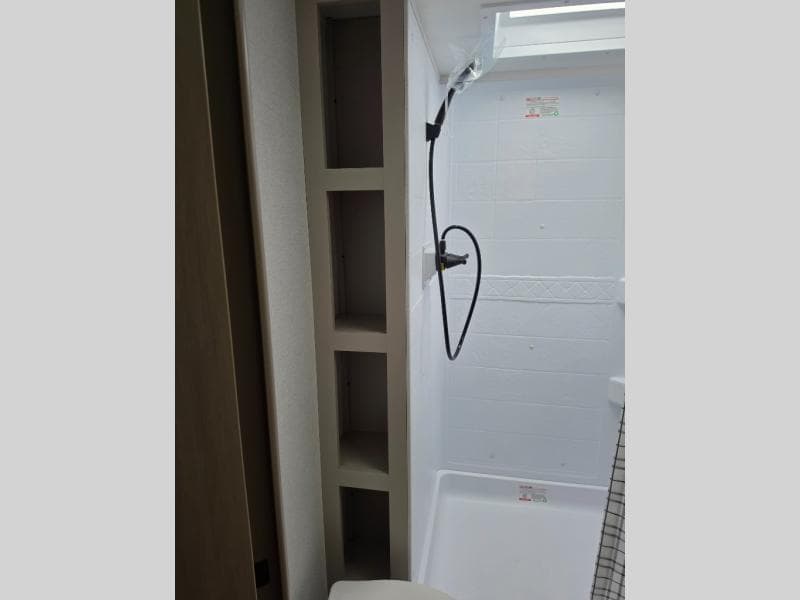 New 2027 Jayco Jay Flight 197MB - photo - 26