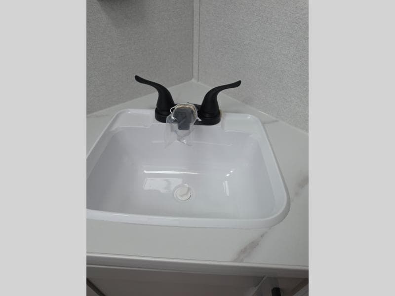 New 2027 Jayco Jay Flight 197MB - photo - 29