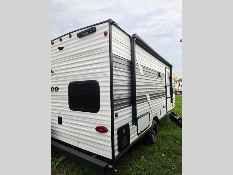 New 2027 Jayco Jay Flight 197MB - photo - 5