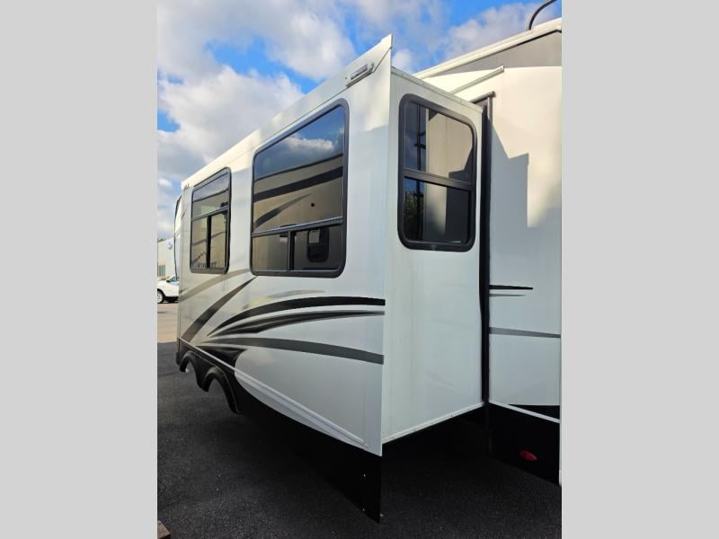 Pre-Owned 2023 Jayco Eagle HT 24RE - photo - 7