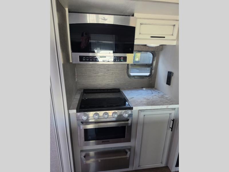 Pre-Owned 2019 Jayco Eagle HT 280RSOK - photo - 22