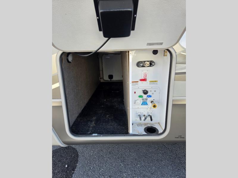 Pre-Owned 2019 Jayco Eagle HT 280RSOK - photo - 9
