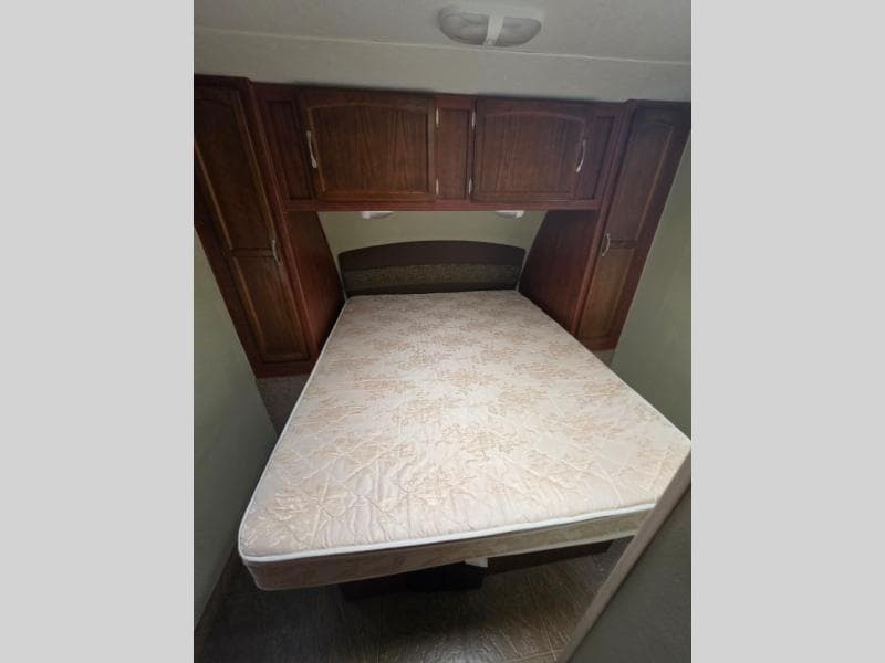 Pre-Owned 2011 Jayco Jay Feather Select 28U - photo - 7