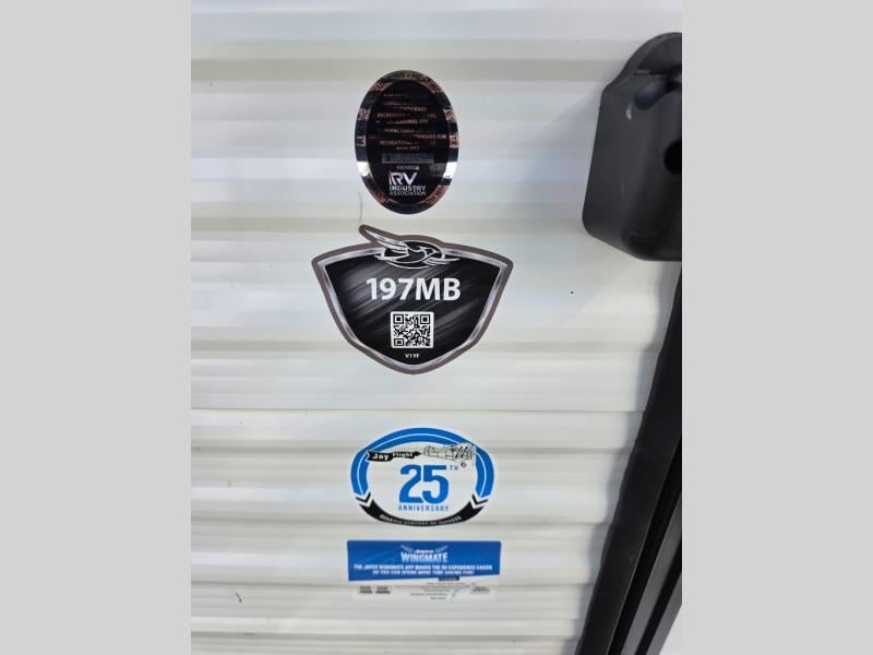 New 2027 Jayco Jay Flight 197MB - photo - 3